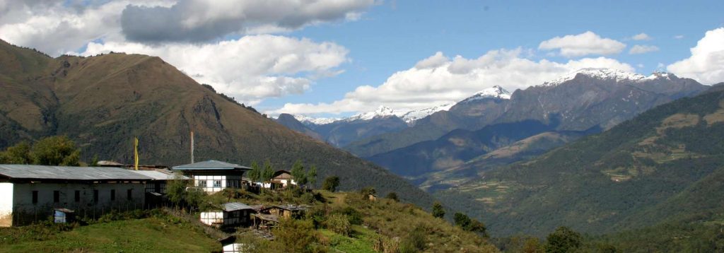 Gasa Hot Spring Tour
